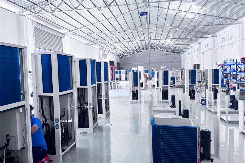 生产皮包车间降温